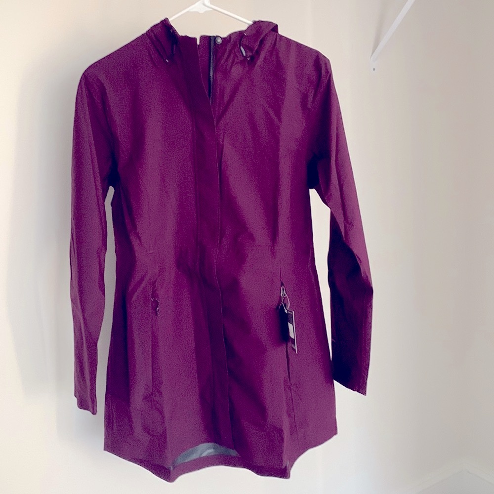 Brand new - burgundy - Eddie Bauer - Cloud Cap Parka.